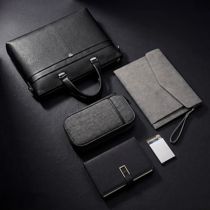 The Office Set: laptoptas, laptophoes, notitieboek en accessoires samen
